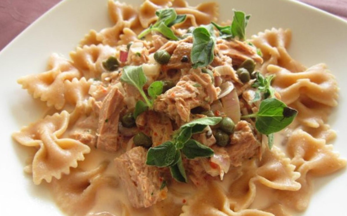 Farfalle mit Thunfisch
