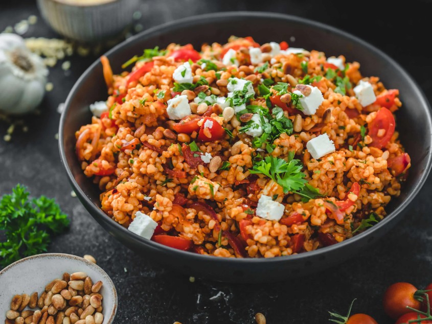 Tapenade und Bulgursalat