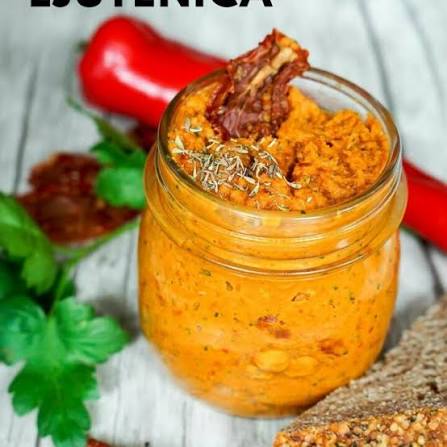 Paprika-Tomaten-Aufstrich