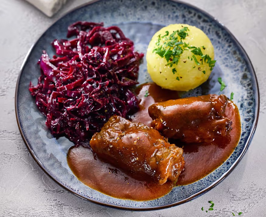 Schmorrouladen und Rotkohl